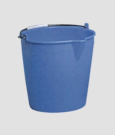 Secchio Con Becco Da Lt.30